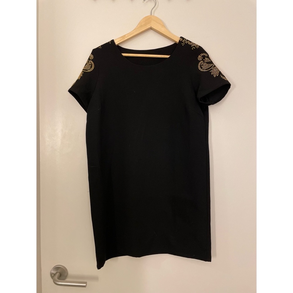 Vero Moda Classic Little Black Dress with Gild Hardware Detailing